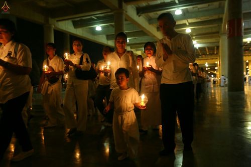 ภาพ No.26876:บุญใหญ่ วันลอยกระทง 2559