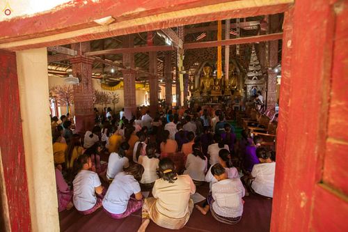 พิธีทอดกฐินธรรมชัย ณ วัดสามัคคีสวนดอก เอิ่งกาดเต่า นครเชียงตุง สาธารณรัฐแห่งสหภาพเมียนมาร์