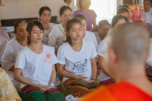 ภาพ No.27091:พิธีทอดกฐินธรรมชัย ณ วัดสามัคคีสวนดอก เอิ่งกาดเต่า นครเชียงตุง สาธารณรัฐแห่งสหภาพเมียนมาร์