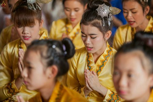 ภาพ No.27036:พิธีทอดกฐินธรรมชัย ณ วัดสามัคคีสวนดอก เอิ่งกาดเต่า นครเชียงตุง สาธารณรัฐแห่งสหภาพเมียนมาร์