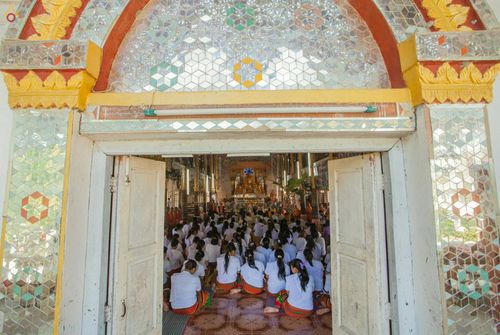 ภาพ No.27049:พิธีทอดกฐินธรรมชัย ณ วัดสามัคคีสวนดอก เอิ่งกาดเต่า นครเชียงตุง สาธารณรัฐแห่งสหภาพเมียนมาร์