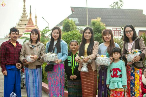 ภาพ No.27050:พิธีทอดกฐินธรรมชัย ณ วัดสามัคคีสวนดอก เอิ่งกาดเต่า นครเชียงตุง สาธารณรัฐแห่งสหภาพเมียนมาร์