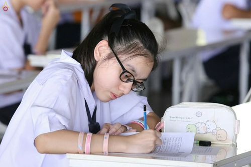 ภาพ No.26975:พิธีสอบธรรมสนามหลวง ธรรมศึกษา ณ วัดพระธรรมกาย ประจำปี พ.ศ. 2559