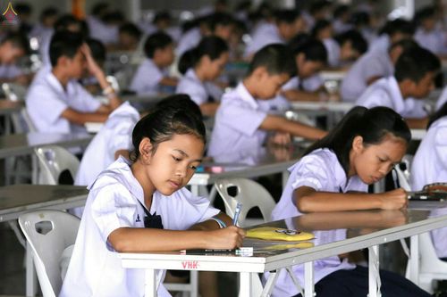 ภาพ No.26985:พิธีสอบธรรมสนามหลวง ธรรมศึกษา ณ วัดพระธรรมกาย ประจำปี พ.ศ. 2559