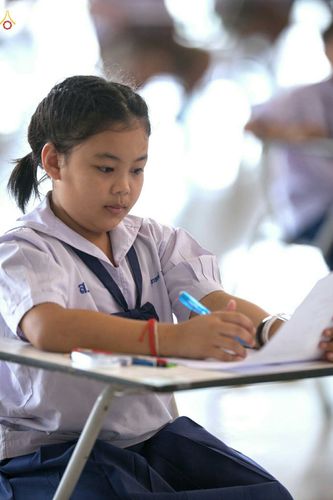 ภาพ No.26999:พิธีสอบธรรมสนามหลวง ธรรมศึกษา ณ วัดพระธรรมกาย ประจำปี พ.ศ. 2559
