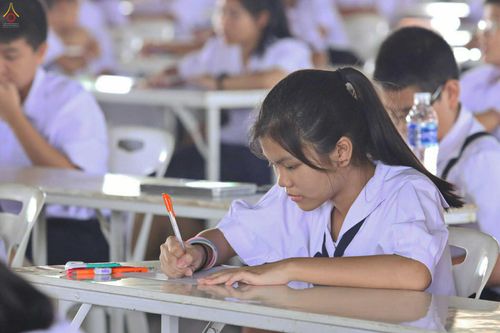 ภาพ No.27004:พิธีสอบธรรมสนามหลวง ธรรมศึกษา ณ วัดพระธรรมกาย ประจำปี พ.ศ. 2559