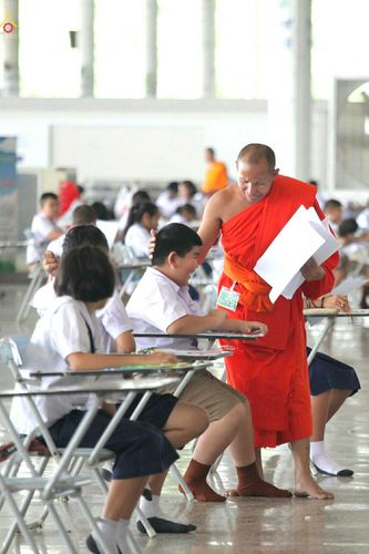ภาพ No.27010:พิธีสอบธรรมสนามหลวง ธรรมศึกษา ณ วัดพระธรรมกาย ประจำปี พ.ศ. 2559