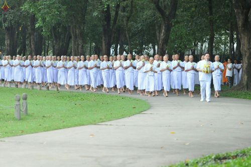 ภาพ No.27135:พิธีบรรพชาอุปสมบทหมู่นาคธรรมทายาทบูชาธรรมพระราชภาวนาจารย์เพื่อน้อมถวายเป็นพระราชกุศล
