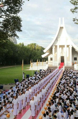 ภาพ No.27137:พิธีบรรพชาอุปสมบทหมู่นาคธรรมทายาทบูชาธรรมพระราชภาวนาจารย์เพื่อน้อมถวายเป็นพระราชกุศล