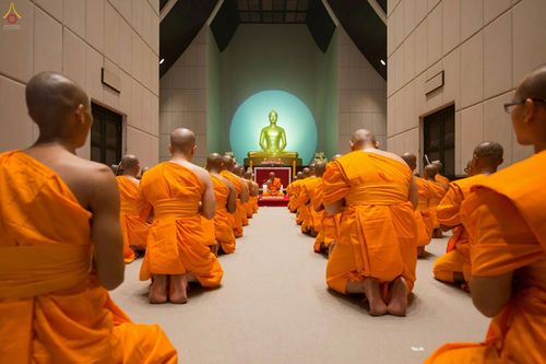 ภาพ No.27147:พิธีบรรพชาอุปสมบทหมู่นาคธรรมทายาทบูชาธรรมพระราชภาวนาจารย์เพื่อน้อมถวายเป็นพระราชกุศล