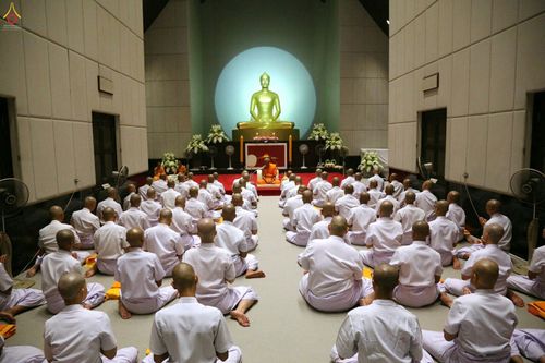 ภาพ No.27148:พิธีบรรพชาอุปสมบทหมู่นาคธรรมทายาทบูชาธรรมพระราชภาวนาจารย์เพื่อน้อมถวายเป็นพระราชกุศล