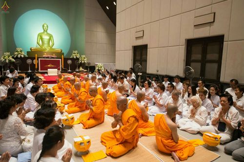 ภาพ No.27164:พิธีบรรพชาอุปสมบทหมู่นาคธรรมทายาทบูชาธรรมพระราชภาวนาจารย์เพื่อน้อมถวายเป็นพระราชกุศล