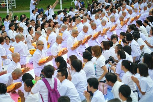ภาพ No.27179:พิธีบรรพชาอุปสมบทหมู่นาคธรรมทายาทบูชาธรรมพระราชภาวนาจารย์เพื่อน้อมถวายเป็นพระราชกุศล