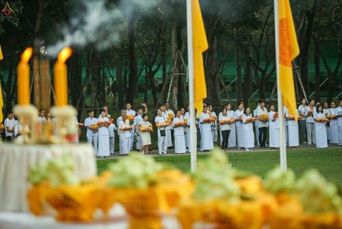 ภาพ No.27185:พิธีบรรพชาอุปสมบทหมู่นาคธรรมทายาทบูชาธรรมพระราชภาวนาจารย์เพื่อน้อมถวายเป็นพระราชกุศล