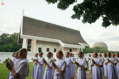 ภาพ No.27196:พิธีบรรพชาอุปสมบทหมู่นาคธรรมทายาทบูชาธรรมพระราชภาวนาจารย์เพื่อน้อมถวายเป็นพระราชกุศล