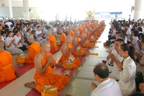 ภาพ No.27201:พิธีบรรพชาอุปสมบทหมู่นาคธรรมทายาทบูชาธรรมพระราชภาวนาจารย์เพื่อน้อมถวายเป็นพระราชกุศล