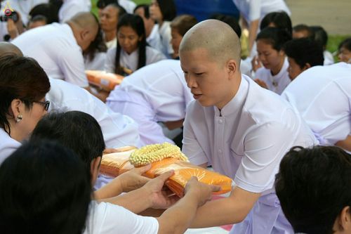 ภาพ No.27226:พิธีบรรพชาอุปสมบทหมู่นาคธรรมทายาทบูชาธรรมพระราชภาวนาจารย์เพื่อน้อมถวายเป็นพระราชกุศล