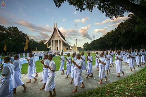 ภาพ No.27227:พิธีบรรพชาอุปสมบทหมู่นาคธรรมทายาทบูชาธรรมพระราชภาวนาจารย์เพื่อน้อมถวายเป็นพระราชกุศล