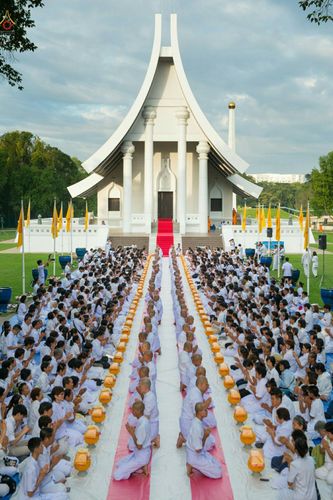 ภาพ No.27239:พิธีบรรพชาอุปสมบทหมู่นาคธรรมทายาทบูชาธรรมพระราชภาวนาจารย์เพื่อน้อมถวายเป็นพระราชกุศล