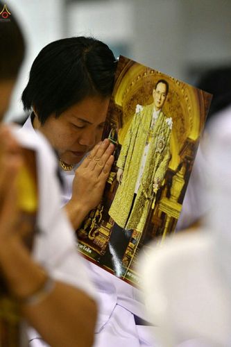 ภาพ No.27246:พิธีสวดพระพุทธมนต์ บำเพ็ญจิตภาวนาครบรอบปัญญาสมวาร (๕๐ วัน)