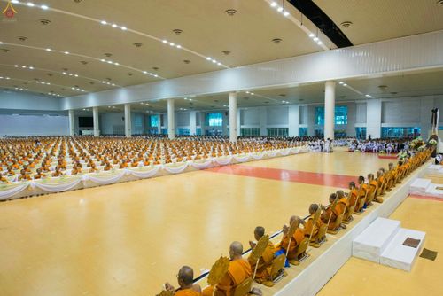 ภาพ No.27254:พิธีสวดพระพุทธมนต์ บำเพ็ญจิตภาวนาครบรอบปัญญาสมวาร (๕๐ วัน)