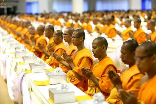 ภาพ No.27281:พิธีสวดพระพุทธมนต์ บำเพ็ญจิตภาวนาครบรอบปัญญาสมวาร (๕๐ วัน)