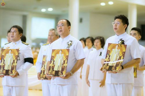 ภาพ No.27284:พิธีสวดพระพุทธมนต์ บำเพ็ญจิตภาวนาครบรอบปัญญาสมวาร (๕๐ วัน)