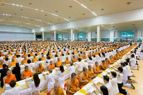 ภาพ No.27319:พิธีสวดพระพุทธมนต์ บำเพ็ญจิตภาวนาครบรอบปัญญาสมวาร (๕๐ วัน)