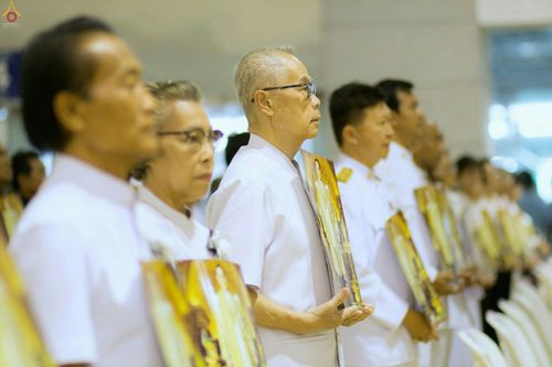 ภาพ No.27323:พิธีสวดพระพุทธมนต์ บำเพ็ญจิตภาวนาครบรอบปัญญาสมวาร (๕๐ วัน)