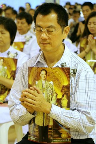 ภาพ No.27324:พิธีสวดพระพุทธมนต์ บำเพ็ญจิตภาวนาครบรอบปัญญาสมวาร (๕๐ วัน)