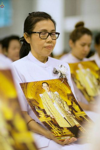 ภาพ No.27327:พิธีสวดพระพุทธมนต์ บำเพ็ญจิตภาวนาครบรอบปัญญาสมวาร (๕๐ วัน)