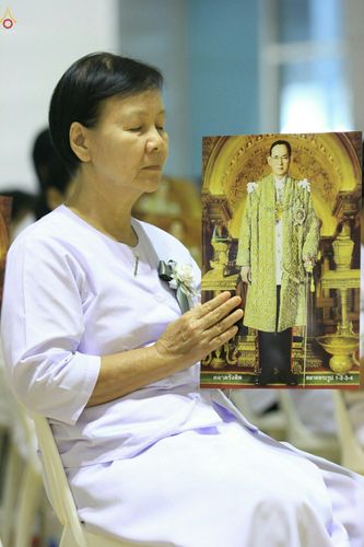 ภาพ No.27331:พิธีสวดพระพุทธมนต์ บำเพ็ญจิตภาวนาครบรอบปัญญาสมวาร (๕๐ วัน)