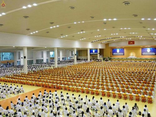 ภาพ No.27338:พิธีสวดพระพุทธมนต์ บำเพ็ญจิตภาวนาครบรอบปัญญาสมวาร (๕๐ วัน)