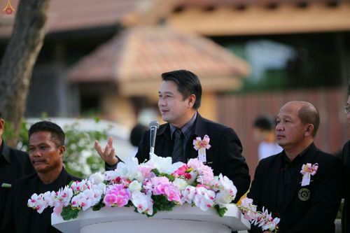 ภาพ No.27526:ประมวลภาพตักบาตรพระ 309 รูป ณ หมู่บ้านภัสสร 3 ต.คลองสาม อ.คลองหลวง จ.ปทุมธานี