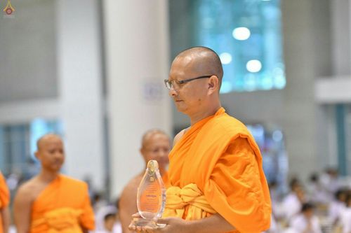 ภาพ No.27371:ประมวลภาพงานบุญวันอาทิตย์ต้นเดือน 4 ธันวาคม พ.ศ. 2559