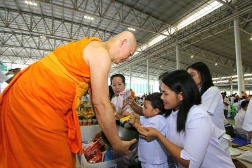 ภาพ No.27384:ประมวลภาพงานบุญวันอาทิตย์ต้นเดือน 4 ธันวาคม พ.ศ. 2559