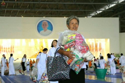 ภาพ No.27404:ประมวลภาพงานบุญวันอาทิตย์ต้นเดือน 4 ธันวาคม พ.ศ. 2559