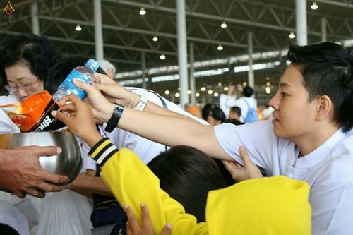 ภาพ No.27463:ประมวลภาพงานบุญวันอาทิตย์ต้นเดือน 4 ธันวาคม พ.ศ. 2559