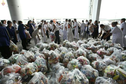 ภาพ No.27470:ประมวลภาพงานบุญวันอาทิตย์ต้นเดือน 4 ธันวาคม พ.ศ. 2559