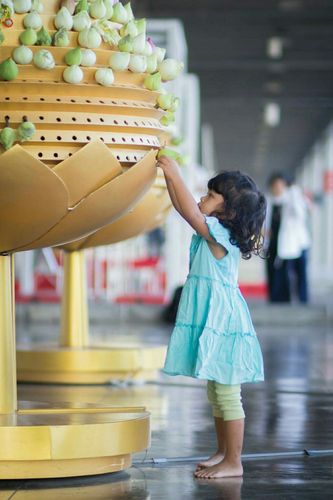 ภาพ No.27875:พิธีปิดแผ่นทองระฆังธรรม เข้าสู่ยุคชาวศิวิไลซ์และพิธีสวดธัมมจักกัปปวัตนสูตร