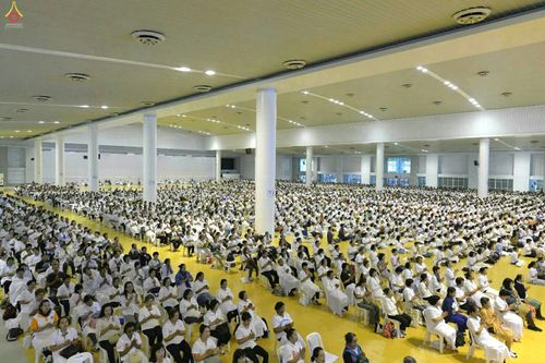 ภาพ No.27904:พิธีปิดแผ่นทองระฆังธรรม เข้าสู่ยุคชาวศิวิไลซ์และพิธีสวดธัมมจักกัปปวัตนสูตร