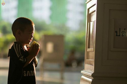 ภาพ No.27919:พิธีปิดแผ่นทองระฆังธรรม เข้าสู่ยุคชาวศิวิไลซ์และพิธีสวดธัมมจักกัปปวัตนสูตร