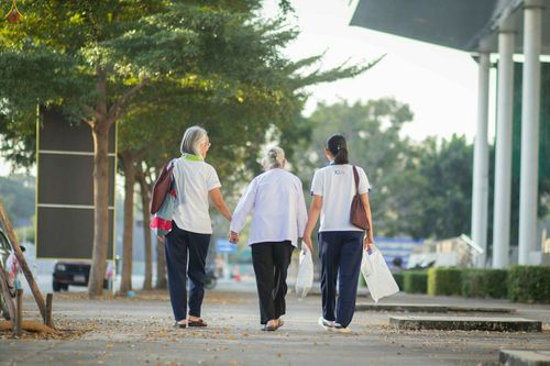 ภาพ No.27930:พิธีปิดแผ่นทองระฆังธรรม เข้าสู่ยุคชาวศิวิไลซ์และพิธีสวดธัมมจักกัปปวัตนสูตร