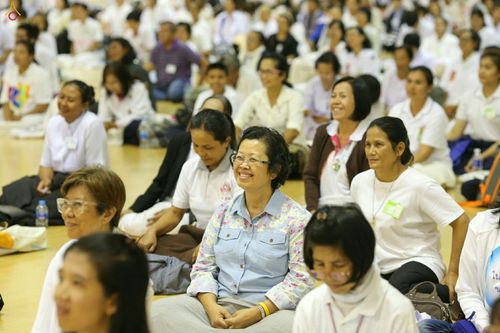 ภาพ No.27945:พิธีปิดแผ่นทองระฆังธรรม เข้าสู่ยุคชาวศิวิไลซ์และพิธีสวดธัมมจักกัปปวัตนสูตร