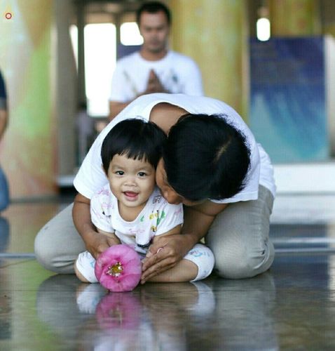 ภาพ No.27947:พิธีปิดแผ่นทองระฆังธรรม เข้าสู่ยุคชาวศิวิไลซ์และพิธีสวดธัมมจักกัปปวัตนสูตร