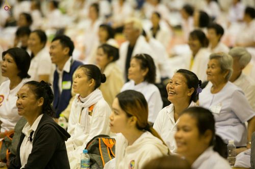 ภาพ No.27946:พิธีปิดแผ่นทองระฆังธรรม เข้าสู่ยุคชาวศิวิไลซ์และพิธีสวดธัมมจักกัปปวัตนสูตร