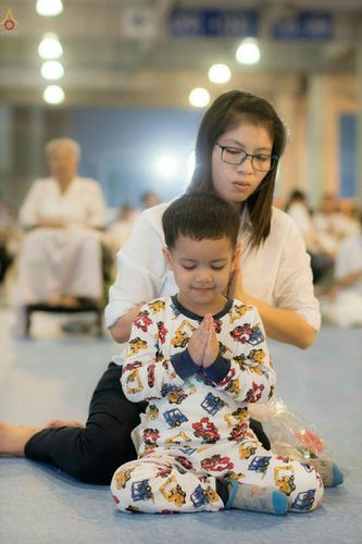 ภาพ No.27948:พิธีปิดแผ่นทองระฆังธรรม เข้าสู่ยุคชาวศิวิไลซ์และพิธีสวดธัมมจักกัปปวัตนสูตร