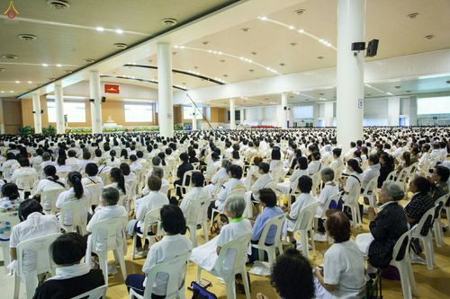 ภาพ No.27951:พิธีปิดแผ่นทองระฆังธรรม เข้าสู่ยุคชาวศิวิไลซ์และพิธีสวดธัมมจักกัปปวัตนสูตร