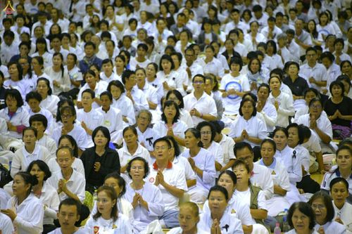 ภาพ No.27978:พิธีปิดแผ่นทองระฆังธรรม เข้าสู่ยุคชาวศิวิไลซ์และพิธีสวดธัมมจักกัปปวัตนสูตร