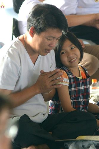 ภาพ No.27977:พิธีปิดแผ่นทองระฆังธรรม เข้าสู่ยุคชาวศิวิไลซ์และพิธีสวดธัมมจักกัปปวัตนสูตร